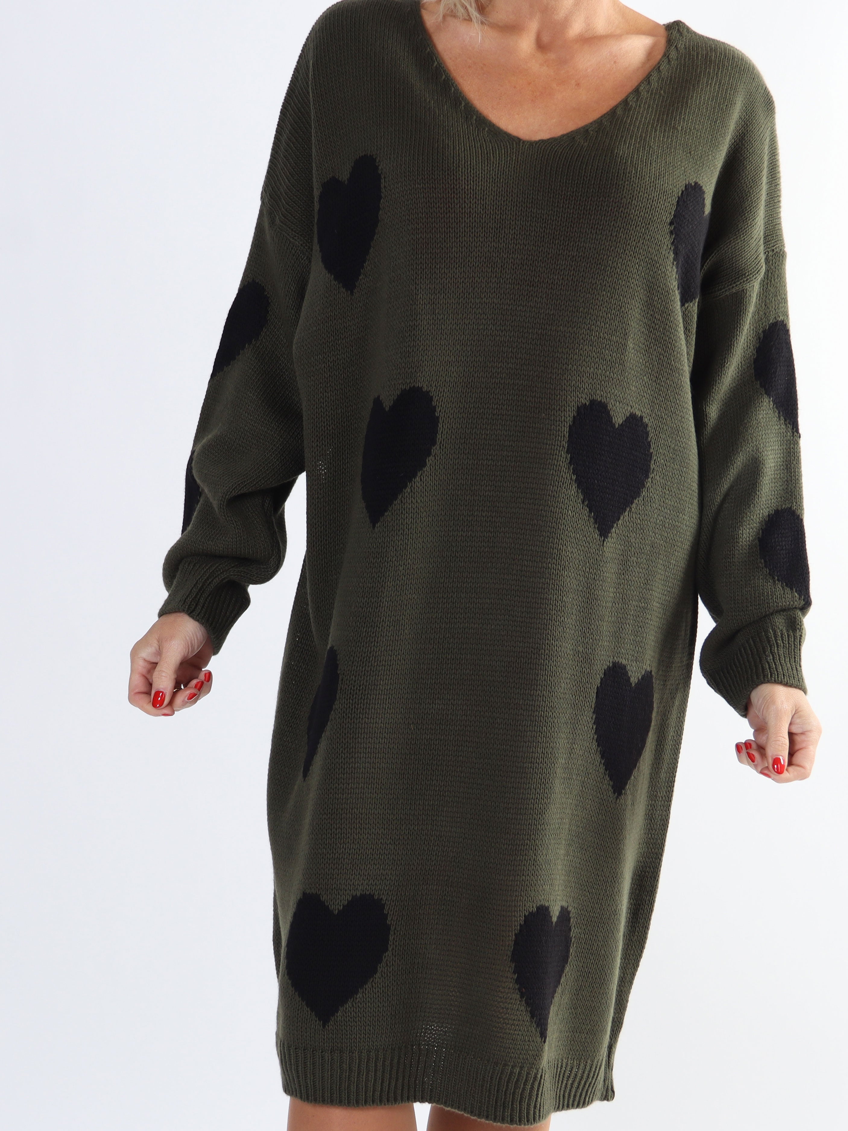 Lela - Plus size strikkjole med hjerter